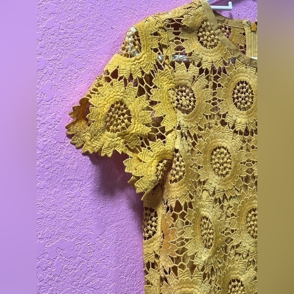 LOFT Yellow Sunflower Lace Mini Dress Size 0 NWT - Picture 4 of 7